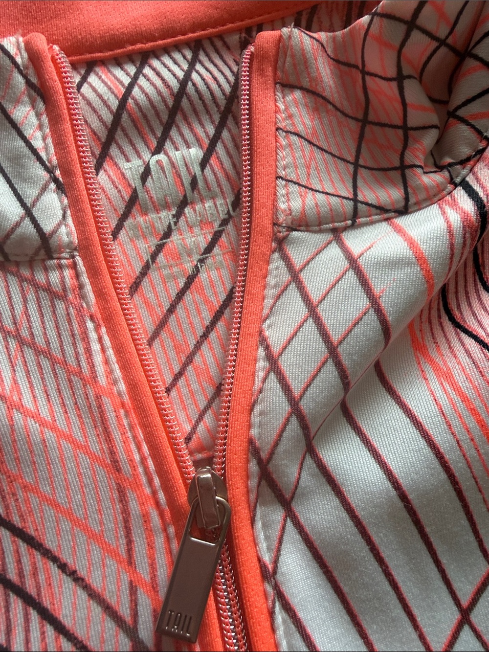 Tail White Label Coral Geo-Print Quarter-Zip Active Pullover Women sz M - Picture 2 of 3